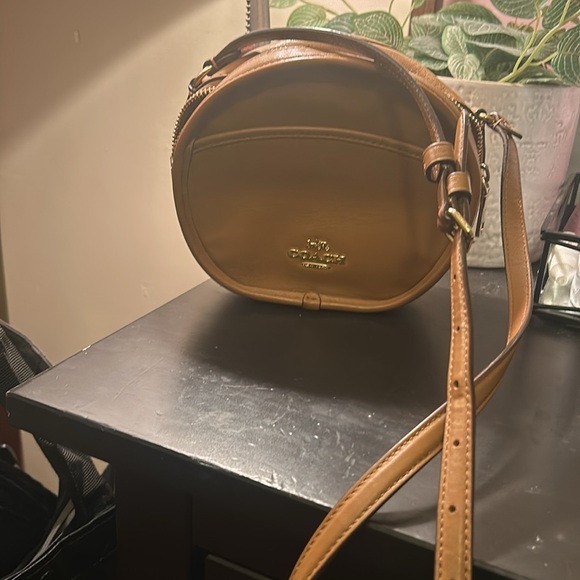 Coach Cross Body Bag - Picture 8 of 12